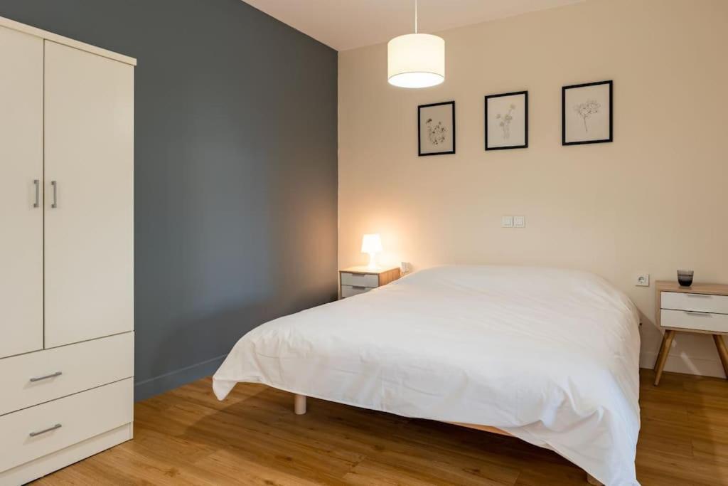 Large Comfy, Modern Studio 5 Min To Acropolis Афины Экстерьер фото